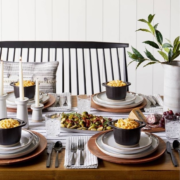 HEARTH & HAND Stoneware Pitcher, 81oz, NWT - Picture 5 of 5